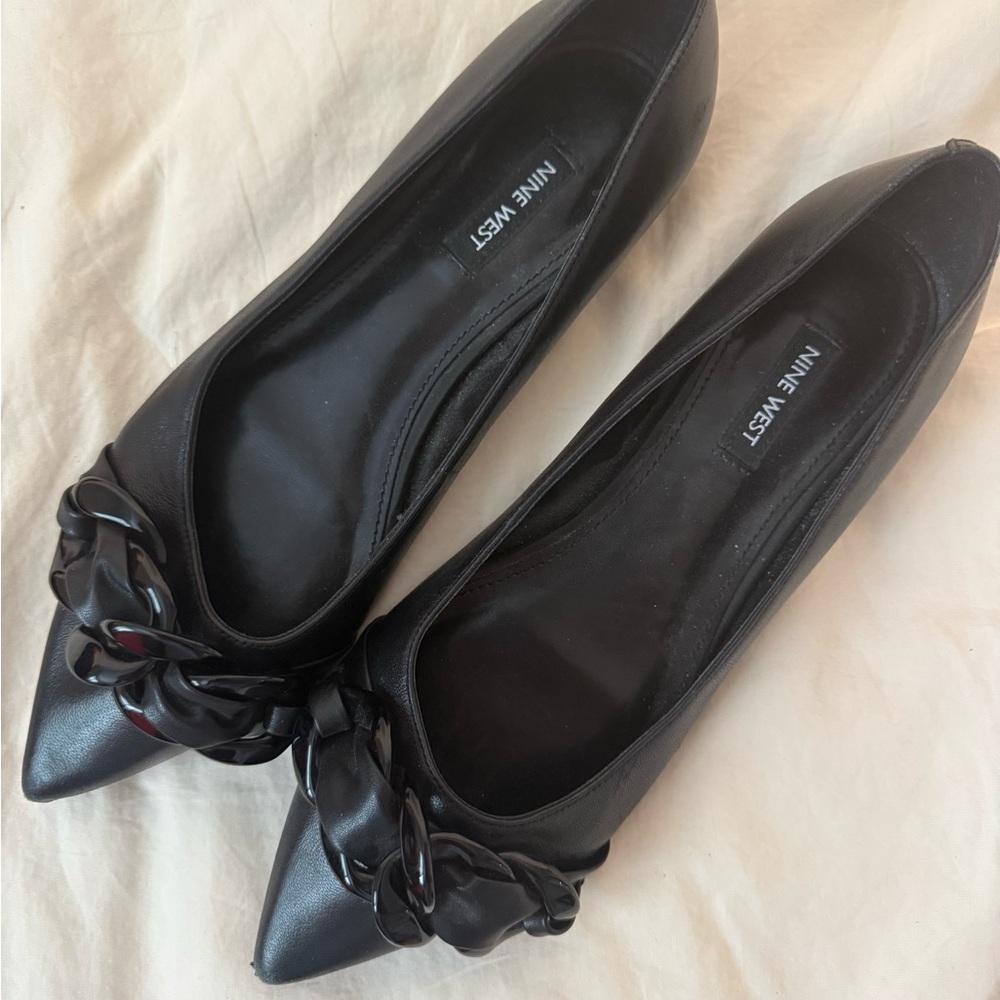 Nine West Black Chain Detail Flats